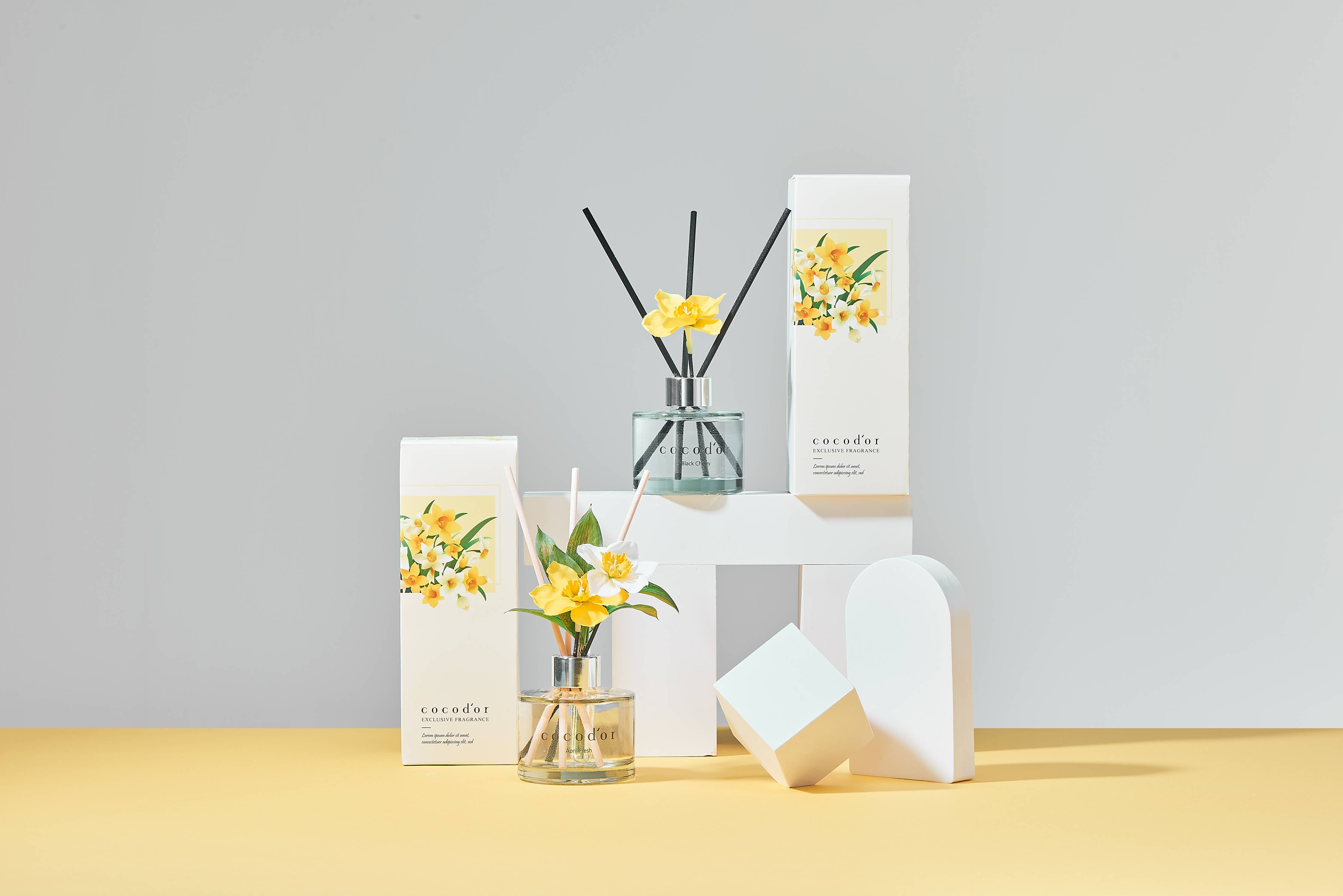 Cocodor Narzissen Duftstäbchen Raumduft kaufen

Cocodor English Pear & Freesia Original kaufen

Cocodor Raumduft 200 ml online kaufen

Cocodor Diffuser mit floraler Dekoration kaufen

Cocodor English Pear & Freesia jetzt kaufen bei Leon Absolute
