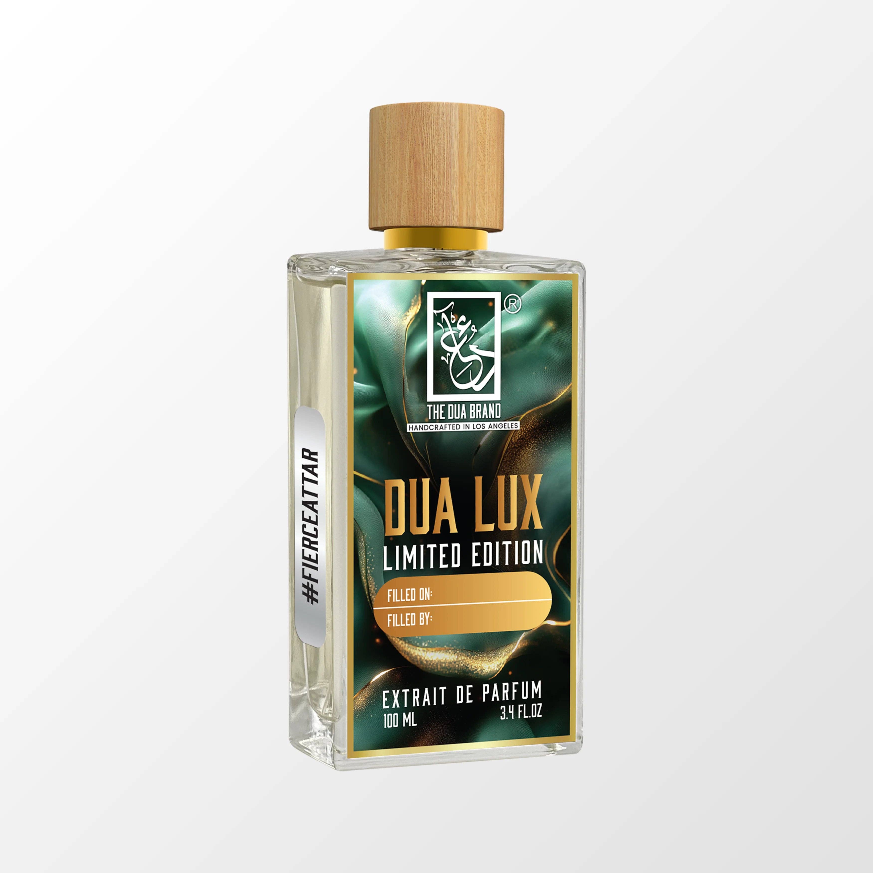 DUA LUX Creamy Pina Colada 100ml Extrait de Parfum Verpackung und Flakon Set Premium Nischenduft DUA LUX Creamy Pina Colada Sprühkopf Detail Parfum Anwendung hochwertiger Zerstäuber Nischenparfum