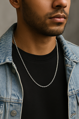 „Dünne Edelstahlkette aus Draht – filigraner Schmuck für Damen und Herren“

„Feine Drahtkette aus rostfreiem Edelstahl – ideal als dezente Halskette“

„Minimalistische Edelstahlkette – dünner Draht-Look für modernen Style“

„Silberfarbene Drahtkette aus Edelstahl – zeitloses Accessoire in filigraner Optik“

„Leichte Draht-Halskette aus Edelstahl – unisex tragbar und hautfreundlich“

„Schlichte Edelstahlkette in Drahtform – perfekt kombinierbar mit Anhängern“