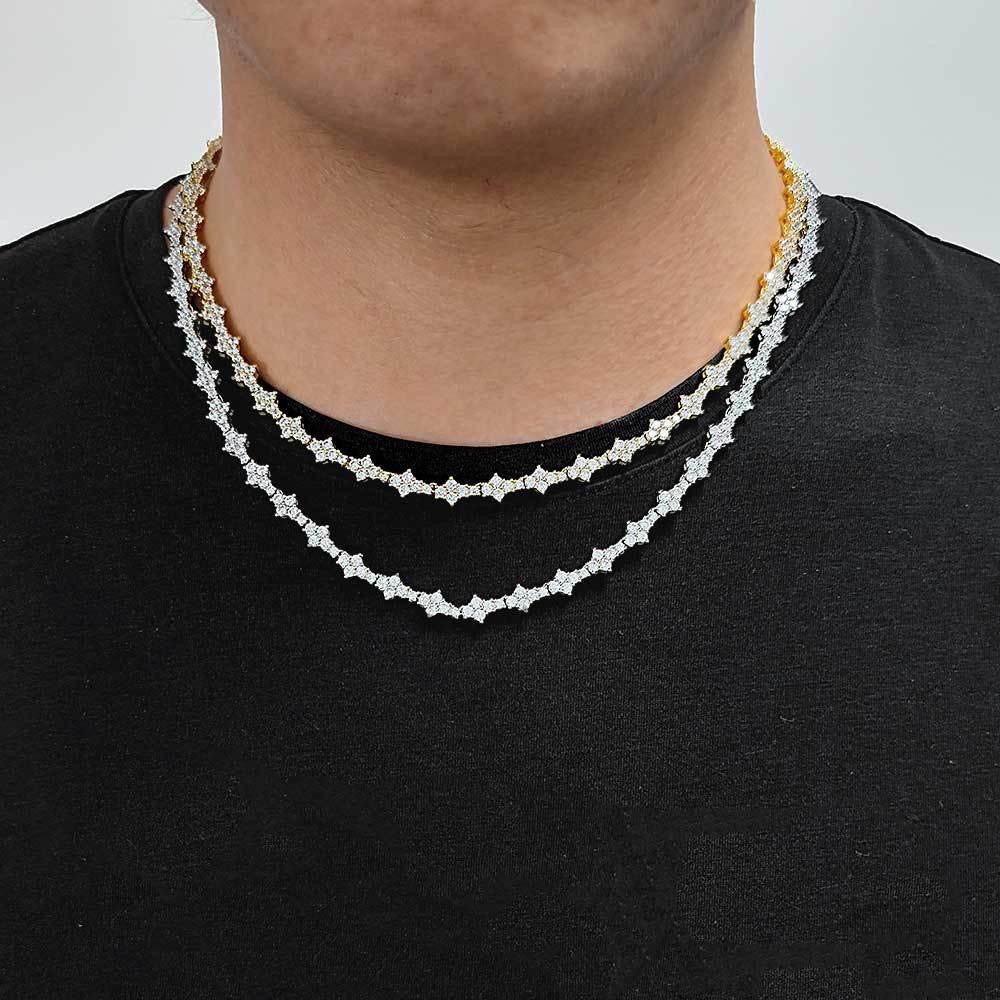 "Iced Out Sternenkette in Gold mit funkelnden Zirkonia-Steinen – luxuriöser Schmuck für Damen und Herren"
"Vergoldete Edelstahl-Sternenkette mit Iced Out Zirkonia – elegantes Accessoire für glamouröse Looks"
"Detailaufnahme der Iced Out Sternenkette – hochwertiger Sternanhänger mit glänzender Goldbeschichtung"