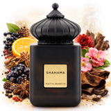 Shahama Eau de Parfum 100ml würzig ledriger Unisex Duft
Matin Martin Shahama Duft fruchtig ozonisch würzig Parfum Beschreibung
Shahama Parfum Herznoten Oud Gartennelke Rosengeranie Duft
Matin Martin Shahama Basis Leder Hölzer balsamische Noten Parfum