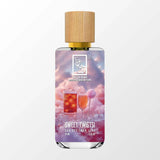 The Dua Brand Sweet Twists Parfum 34ml süßer Dessert Duft mit Amber Moschus und Milch

The Dua Brand Sweet Twists Extrait de Parfum 34ml verspielter Gourmand Duft mit Champagner und Zuckerwatte