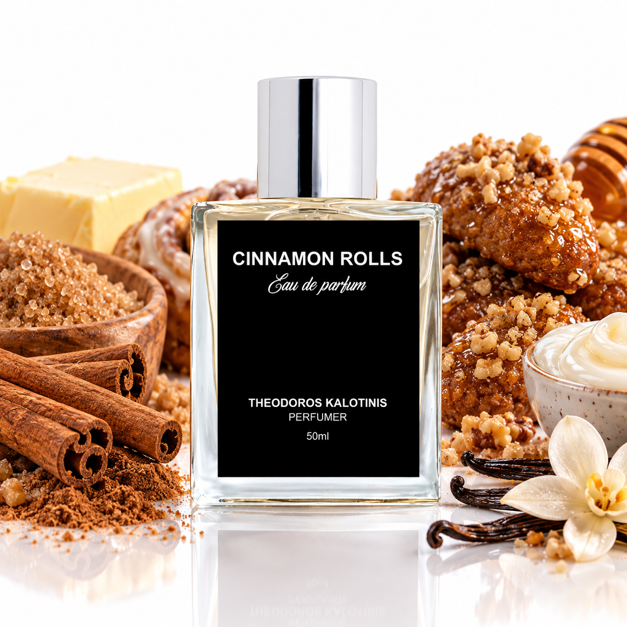 Cinnamon Rolls 50 ml online kaufen – süßes Gourmand Parfum von Theodoros Kalotinis
Theodoros Kalotinis Cinnamon Rolls kaufen – Zimt, Zucker, Butter und Vanille Glasur
Cinnamon Rolls Eau de Parfum kaufen – warmer süßer Duft mit Zimt und Vanille