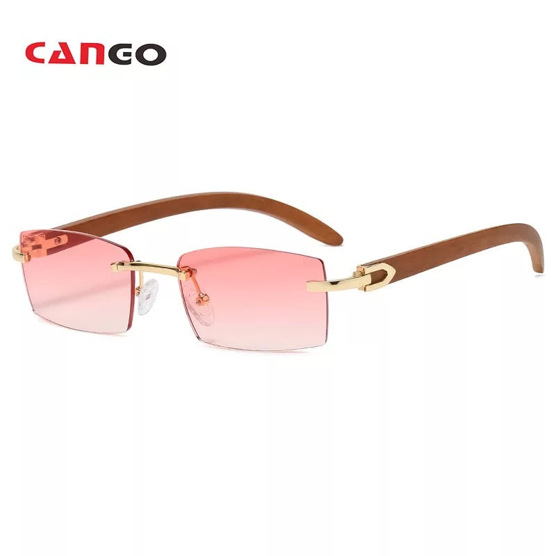 schädlichem Plastik auf der Welt zu reduzieren, indem wir eine Alternative anbieten: hochwertige Sonnenbrillen für Herren und Frauen, die aus natürlichen und erneuerbaren Materialien hergestellt werden. ACETAT UND HOLZ - Wir verwenden echtes Walnussholz für die Bügel des Rahmens, während die Vorderseite aus Acetat gefertigt ist. Acetat wird aus pflanzlichen Rohstoffen gewonnen , -Sichtlinsen haben eine Nennleistung von 400UV. Dies bedeutet, dass 99% bis 100% der UVA- und UVB-Strahlung